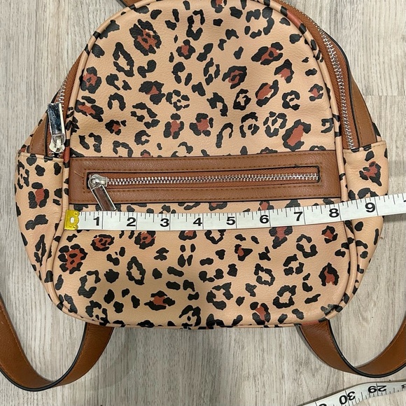 Wild Fable Faux Leather Mini Backpack Purse Leopard Print Medium Bag Adjustable - Picture 3 of 8